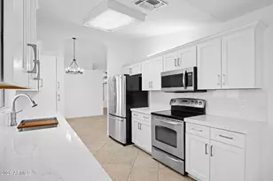 19532 N 88th Dr, Peoria, AZ 85382 - Photo 10