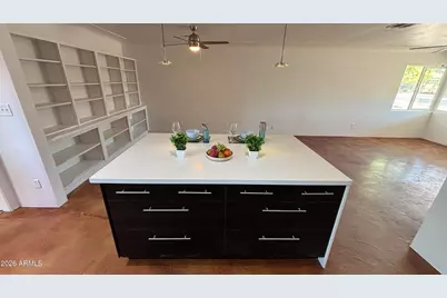 5548 N 12th Avenue, Phoenix, AZ 85013 - Photo 8