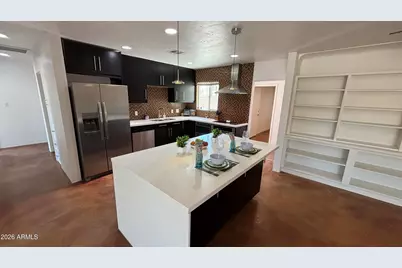 5548 N 12th Avenue, Phoenix, AZ 85013 - Photo 6