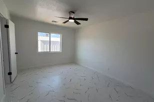 6742 W Hazelwood St, Phoenix, AZ 85033 - Photo 8