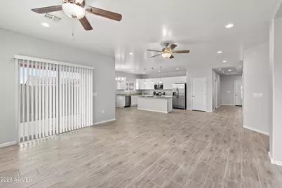 9561 W Kramer Place, Arizona City, AZ 85123 - Photo 12