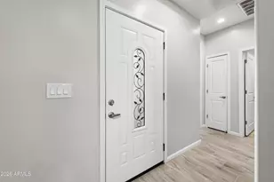 9561 W Kramer Pl, Arizona City, AZ 85123 - Photo 2