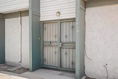5919 W Golden Lane, Glendale, AZ 85302 - Photo 18