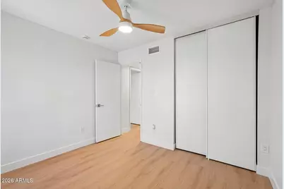 5919 W Golden Lane, Glendale, AZ 85302 - Photo 16