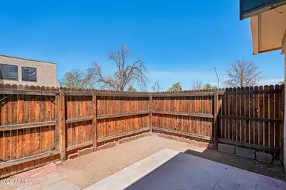 5919 W Golden Lane, Glendale, AZ 85302 - Photo 20