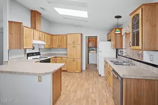 201 S Greenfield Rd, Mesa, AZ 85206 - Photo 8