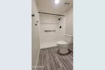 3737 E Turney Avenue #121, Phoenix, AZ 85018 - Photo 8