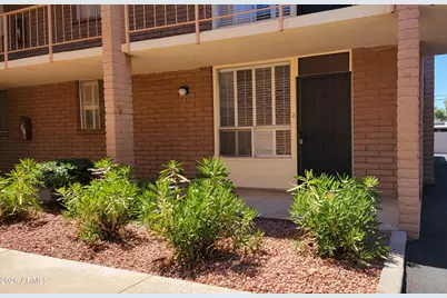 3737 E Turney Avenue #121, Phoenix, AZ 85018 - Photo 1