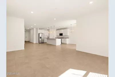 20388 N 226th Lane, Surprise, AZ 85387 - Photo 8