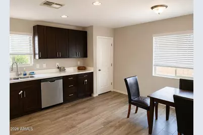 1947 E Raymond Street, Phoenix, AZ 85040 - Photo 2