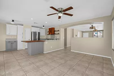 15925 W Monroe Street, Goodyear, AZ 85338 - Photo 14