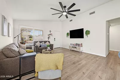 7808 W Northview Avenue, Glendale, AZ 85303 - Photo 6