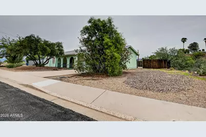 1892 Vista Drive, Wickenburg, AZ 85390 - Photo 2