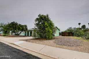 1892 Vista Dr, Wickenburg, AZ 85390 - Photo 2