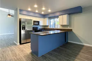 1124 E Rose Ln, Phoenix, AZ 85014 - Photo 8