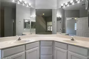 1124 E Rose Ln, Phoenix, AZ 85014 - Photo 20