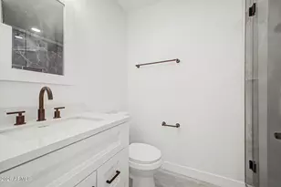 10846 N 12th St, Phoenix, AZ 85020 - Photo 16