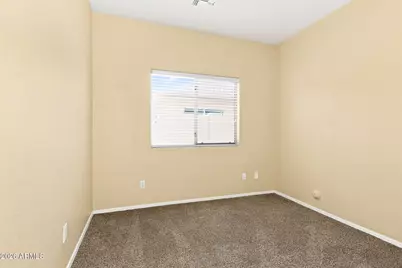 10233 W Parkway Drive, Tolleson, AZ 85353 - Photo 12