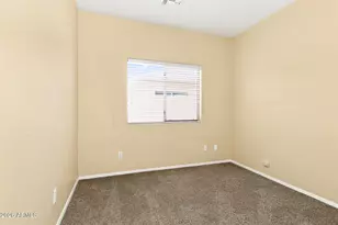 10233 W Parkway Dr, Tolleson, AZ 85353 - Photo 12