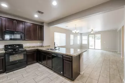 20229 W Sherman Street, Buckeye, AZ 85326 - Photo 8