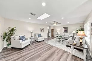 18402 N 95th Ave, Sun City, AZ 85373 - Photo 4