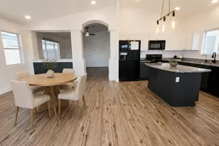 20806 N 29th Dr, Phoenix, AZ 85027 - Photo 12