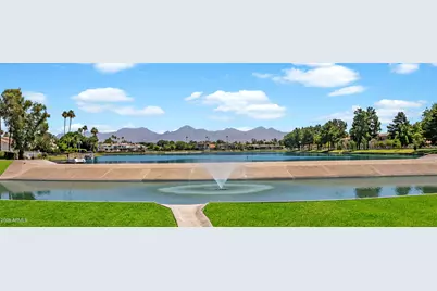 8032 E Del Laton Drive, Scottsdale, AZ 85258 - Photo 32