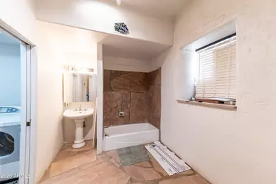 425 S Russell Road, Casa Grande, AZ 85193 - Photo 18