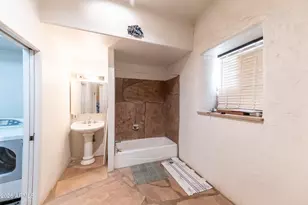 425 S Russell Rd, Casa Grande, AZ 85193 - Photo 18