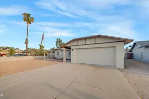 11033 W Devonshire Ave, Phoenix, AZ 85037 - Photo 2