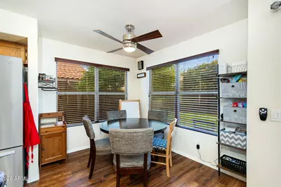 633 W Nopal Avenue, Mesa, AZ 85210 - Photo 10