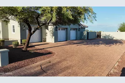 3891 N Latimer Place, Buckeye, AZ 85396 - Photo 14