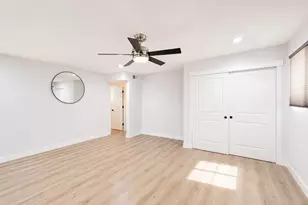 1044 E Alameda Dr, Tempe, AZ 85282 - Photo 6
