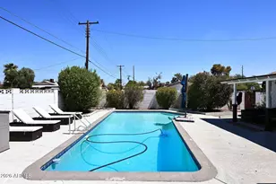 8638 E Sheridan St, Scottsdale, AZ 85257 - Photo 32