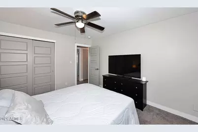 8638 E Sheridan Street, Scottsdale, AZ 85257 - Photo 28