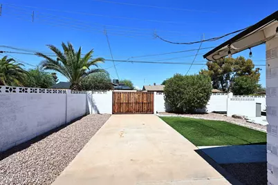 8638 E Sheridan Street, Scottsdale, AZ 85257 - Photo 36