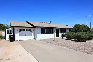 8638 E Sheridan St, Scottsdale, AZ 85257 - Photo 2