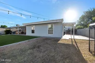 3240 N 26th Pl, Phoenix, AZ 85016 - Photo 14