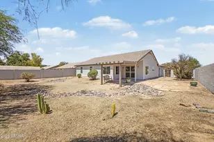 1325 E Constance Wy, Phoenix, AZ 85042 - Photo 32