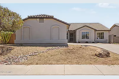 1325 E Constance Way, Phoenix, AZ 85042 - Photo 2