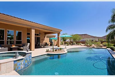 2827 W Here To There Drive, Phoenix, AZ 85086 - Photo 2