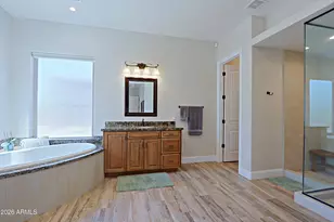 2827 W Here to There Dr, Phoenix, AZ 85086 - Photo 36