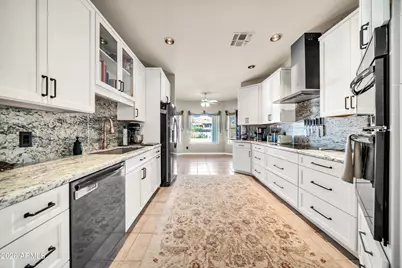258 W Yearling Road, Phoenix, AZ 85085 - Photo 20