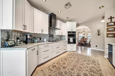 258 W Yearling Road, Phoenix, AZ 85085 - Photo 16