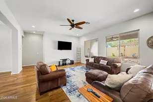 9428 W Fallen Leaf Ln, Peoria, AZ 85383 - Photo 18