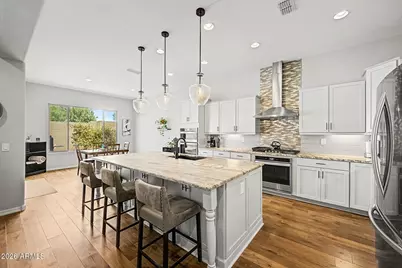 9428 W Fallen Leaf Lane, Peoria, AZ 85383 - Photo 10