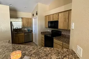 3411 W Monona Dr, Phoenix, AZ 85027 - Photo 8