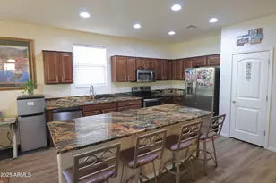 12010 W Calle Hermosa Ln, Avondale, AZ 85323 - Photo 2
