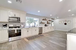 7220 N 185th Ave, Waddell, AZ 85355 - Photo 14