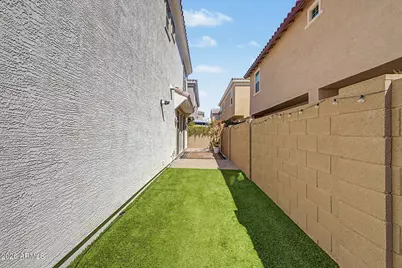 17237 N 9th Place, Phoenix, AZ 85022 - Photo 30